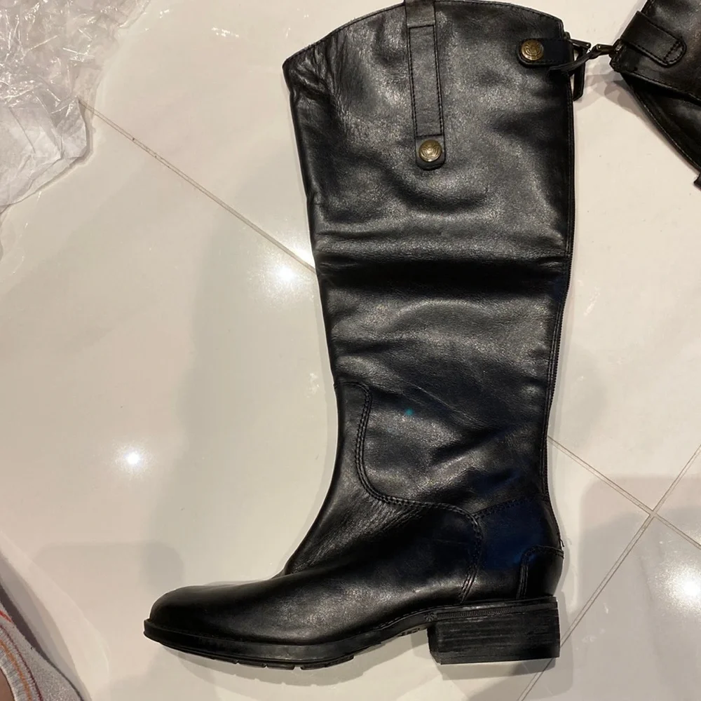 Sam Edelman black boots with full back zipper. Brand new, never worn - Picture 1 of 7